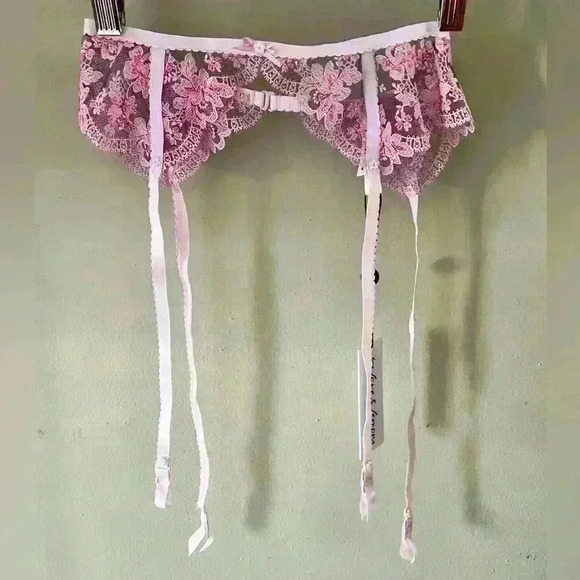 For Love & Lemons Pearl Embellished Garter Stocking Belt in Pink Lace XXS NWT - Picture 6 of 8